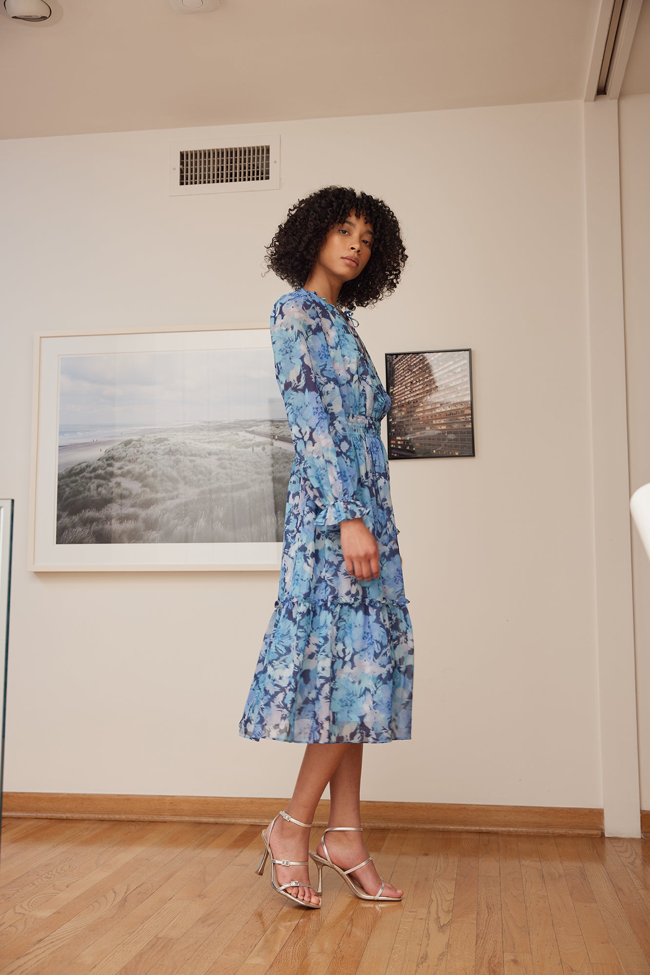 Fashion long sleeve blue floral dress